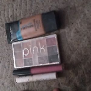 I'm selling makeup